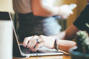 Cómo crear una SL en España: guía paso a paso